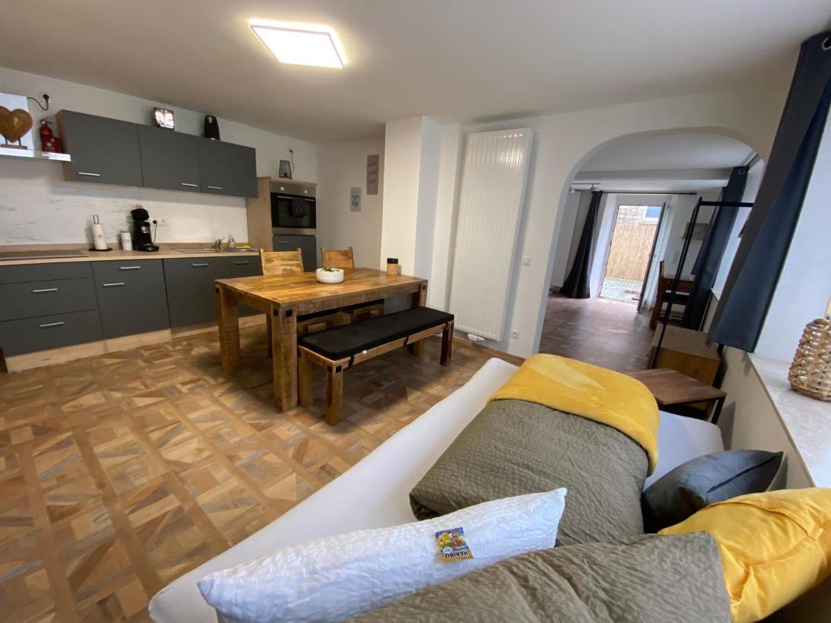 Ferienwohnung Kleinod Sayn Бендорф Экстерьер фото
